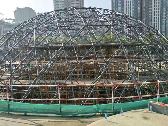 朝阳球形网架钢结构施工